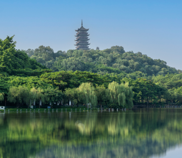 岭南天地、广东千古情/观大型演绎、豪品《桑拿鱼宴》 1天