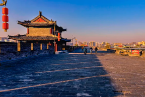 【漫步长安】双飞 4 天品质团 兵马俑+古城墙+白鹿原影视城+袁家村+大雁塔+大唐不夜城+钟 鼓楼广场+回民街